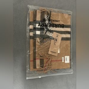 Classic Check Pattern burberry scarf - Cozy Winter Style